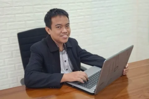 Pengajar Sekolah Ilmu Lingkungan Universitas Indonesia (SIL-UI) Herdis Herdiansyah. ANTARA/HO-SILUI